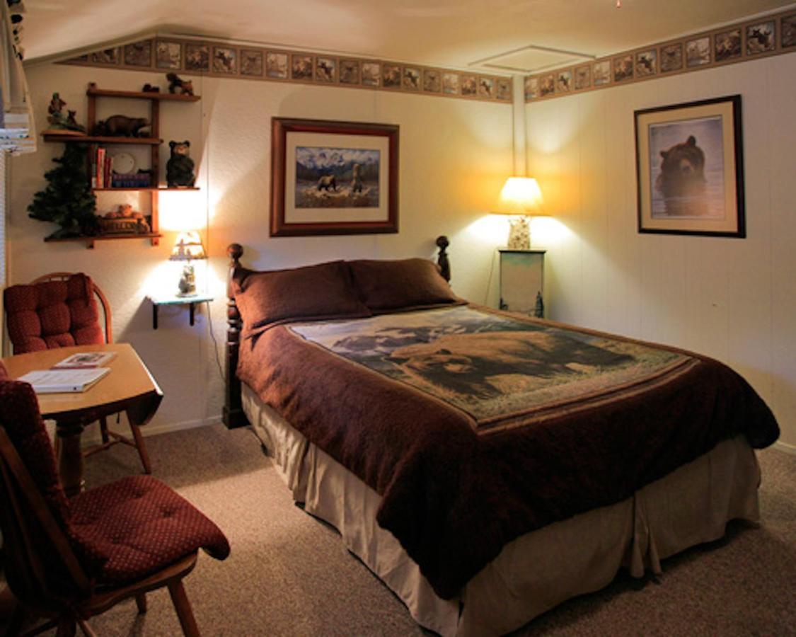 Silver Pines Lodge آيديلوايل المظهر الخارجي الصورة