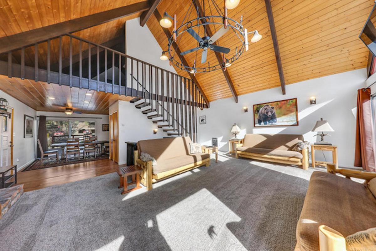 Silver Pines Lodge آيديلوايل المظهر الخارجي الصورة