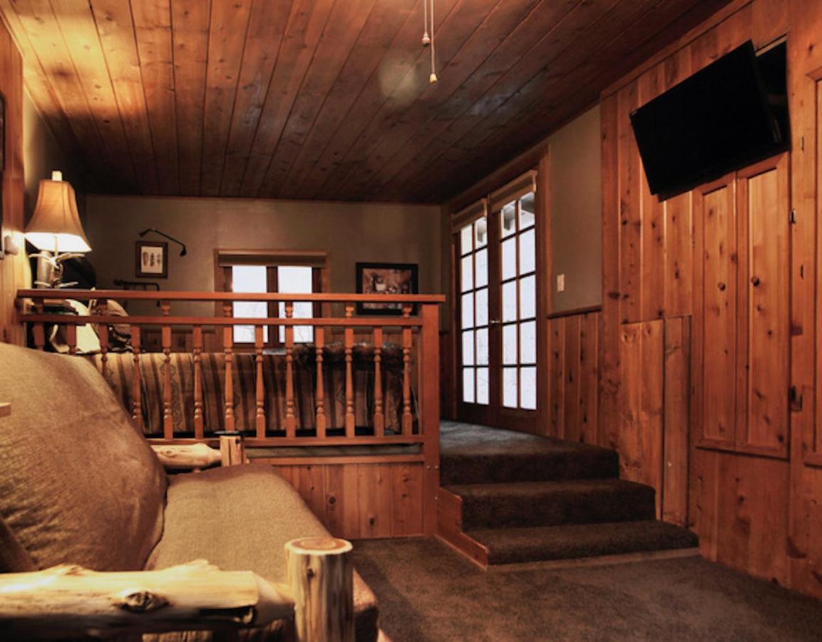 Silver Pines Lodge آيديلوايل المظهر الخارجي الصورة