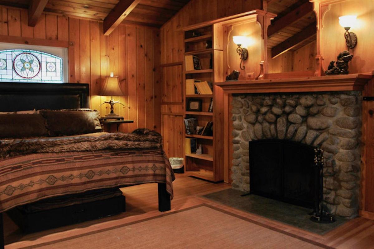 Silver Pines Lodge آيديلوايل المظهر الخارجي الصورة