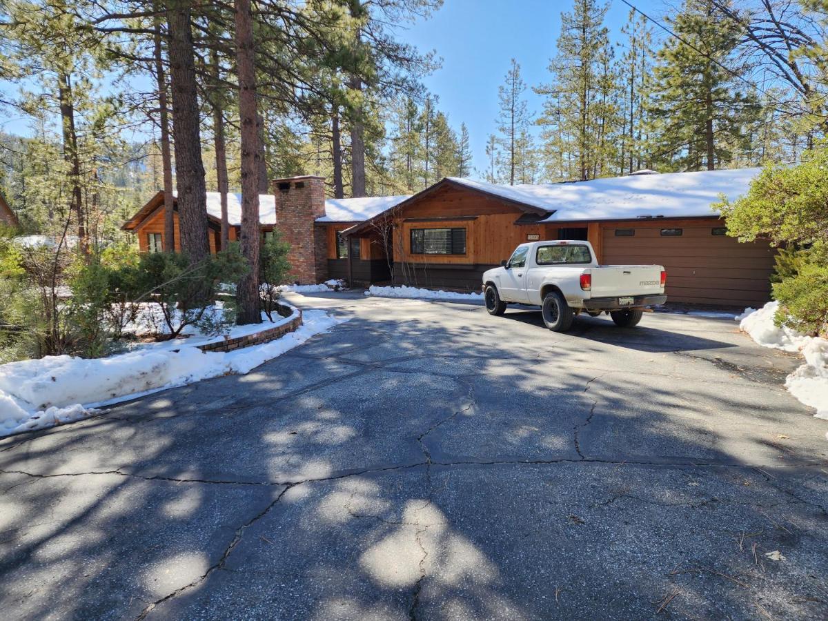 Silver Pines Lodge آيديلوايل المظهر الخارجي الصورة