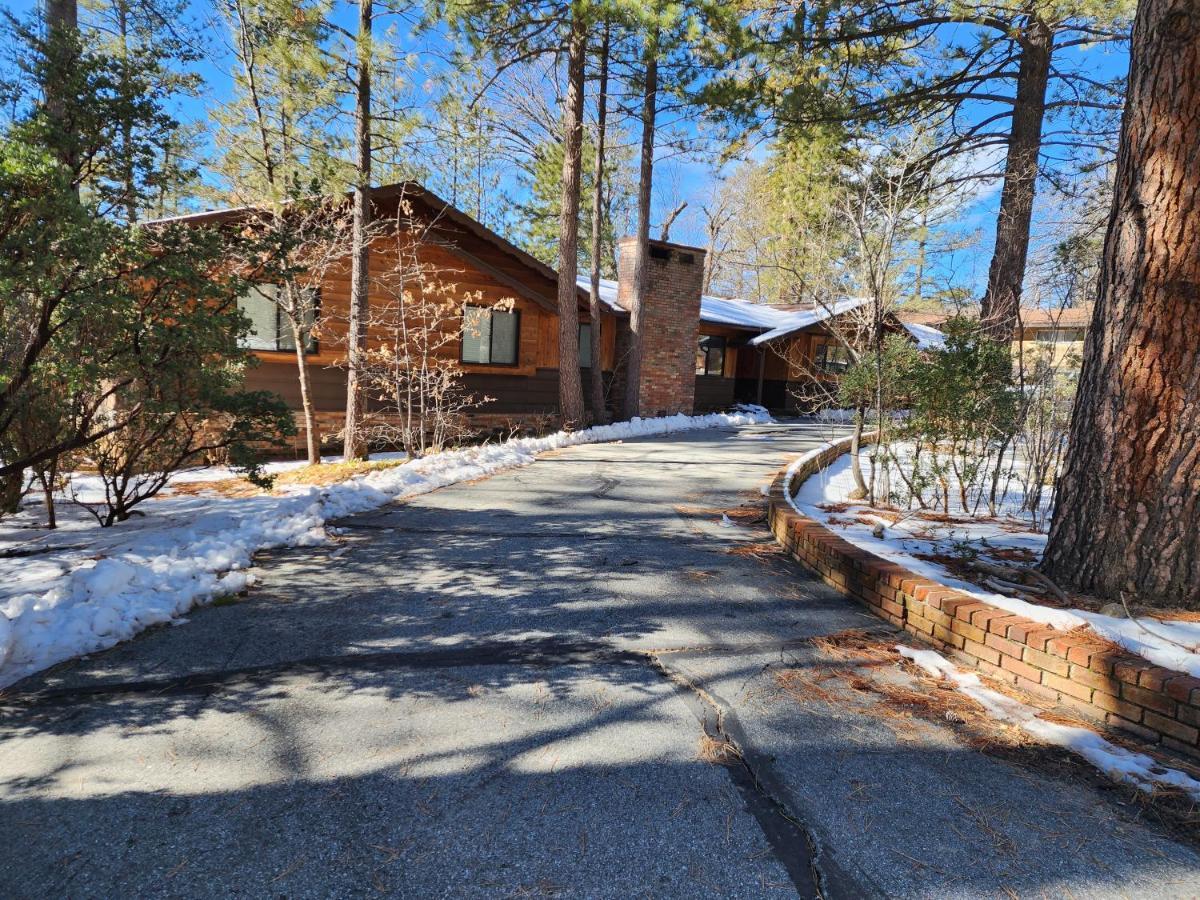 Silver Pines Lodge آيديلوايل المظهر الخارجي الصورة
