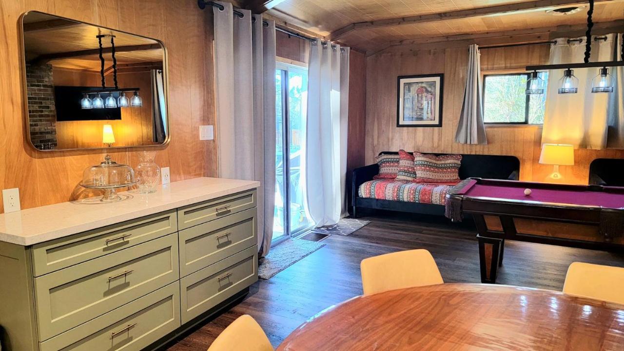 Silver Pines Lodge آيديلوايل المظهر الخارجي الصورة